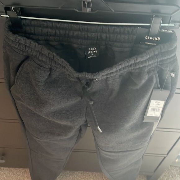 LEG3NDJogger, 2 pair Size Men’s Small, Dark Gray and Hunter Green - Picture 6 of 7